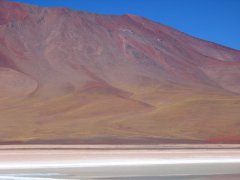 06-Beautifull colors on the mountains around Laguna Verde